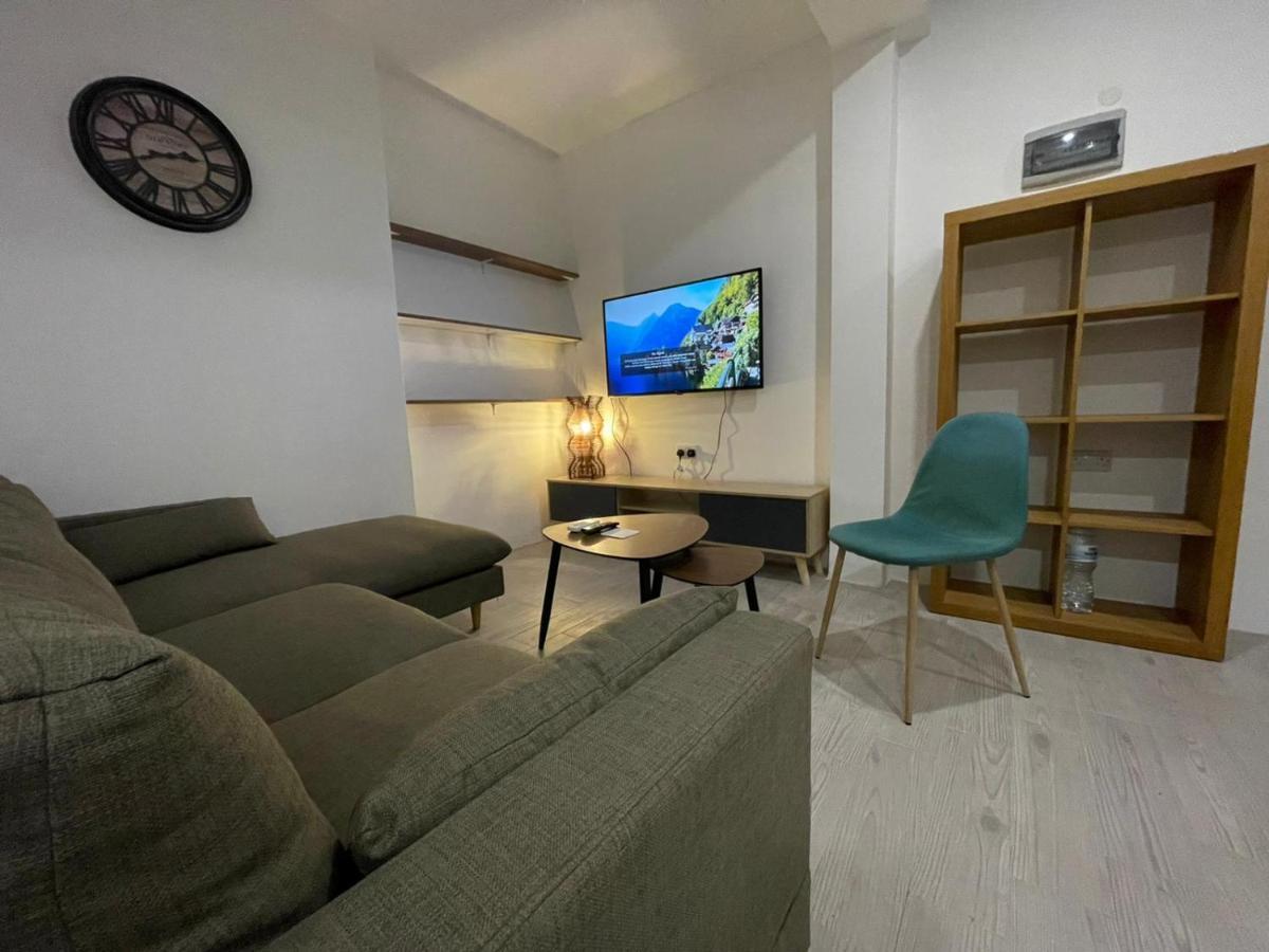 City Center Properties - Modern Room With Ac & Ensuit Bathroom - Room 1 Сент-Полс-Бей Экстерьер фото
